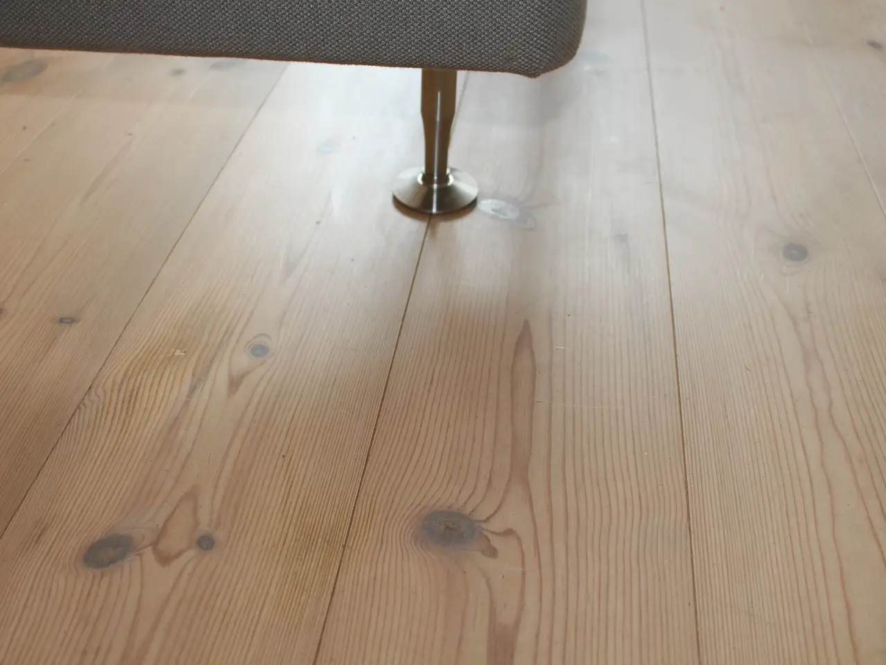 Billede 4 - Elevationsseng 140*200*45cm sælges uden topmadras.