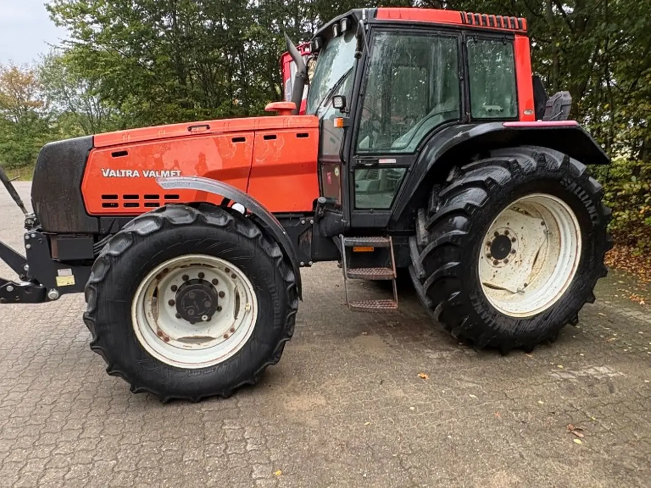 Billede 4 - Valtra 8350 Med frontlift