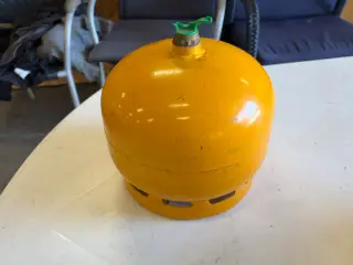 Gasflaske med indhold