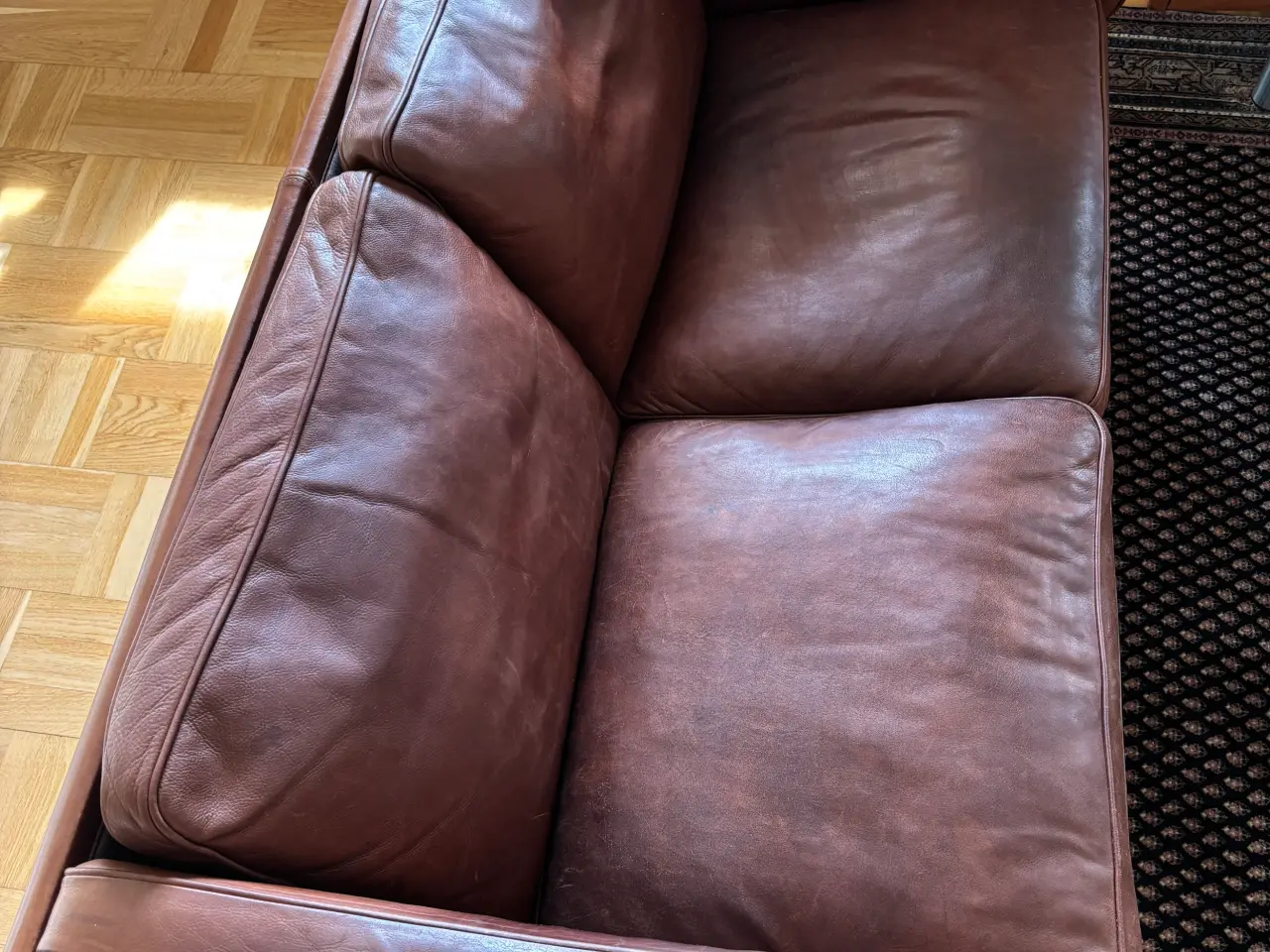 Billede 6 - To stk. ikoniske EJ20/JG2 to-personers sofaer