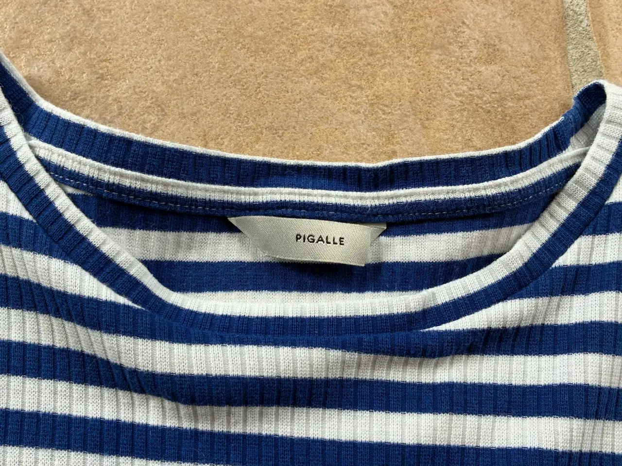 Billede 3 - Only Pigalle bluse str. L 