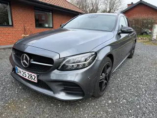 Mercedes C300 de 2,0 AMG Line Night Edition stc. aut.
