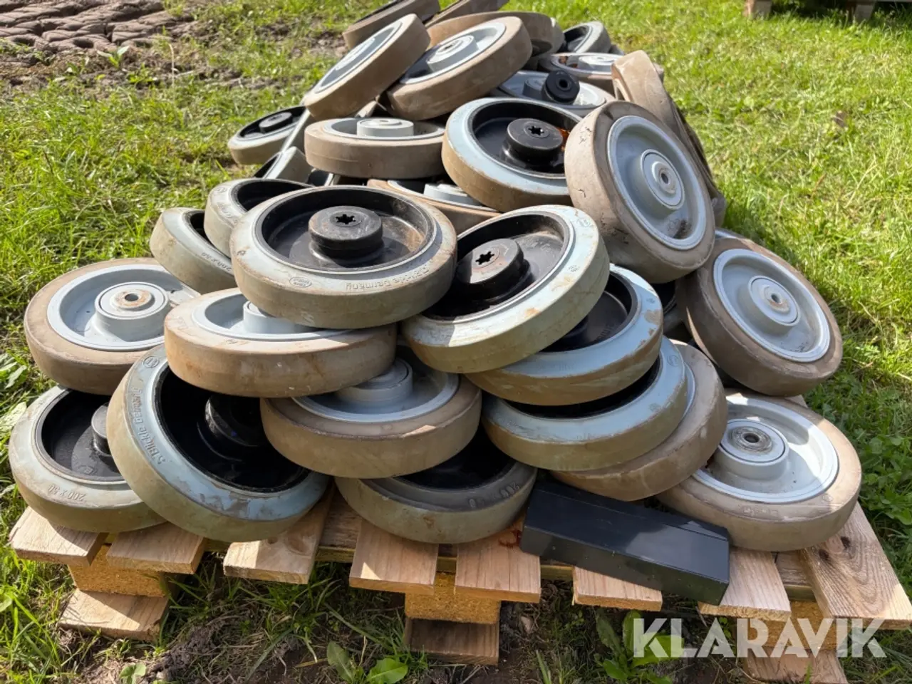 Billede 11 - Containerhjul med lejer - cirka 50 styks