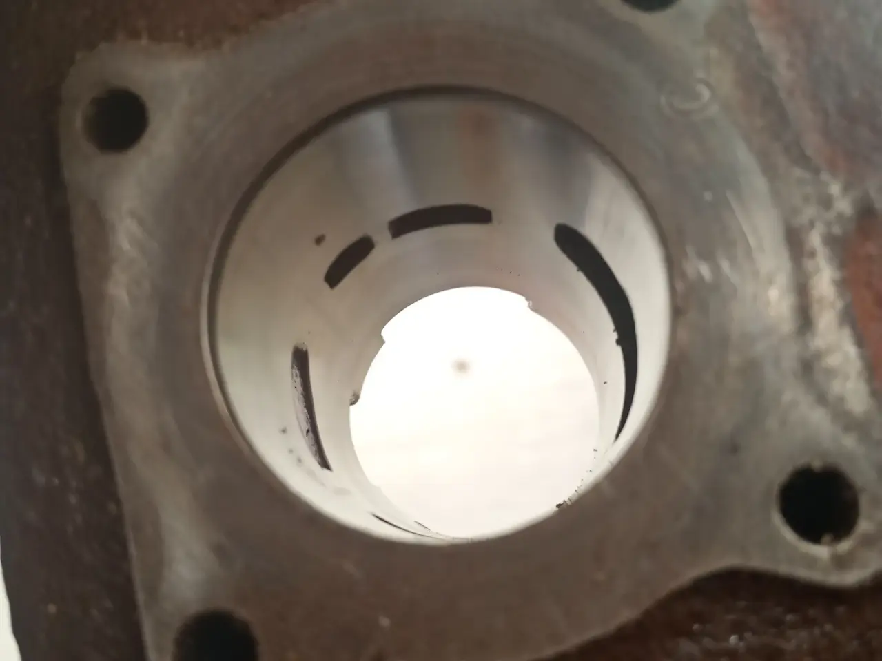Billede 4 - Brugt original cylinderkit til pgo comet 
