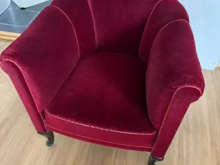 Antik lænestol i rød velour