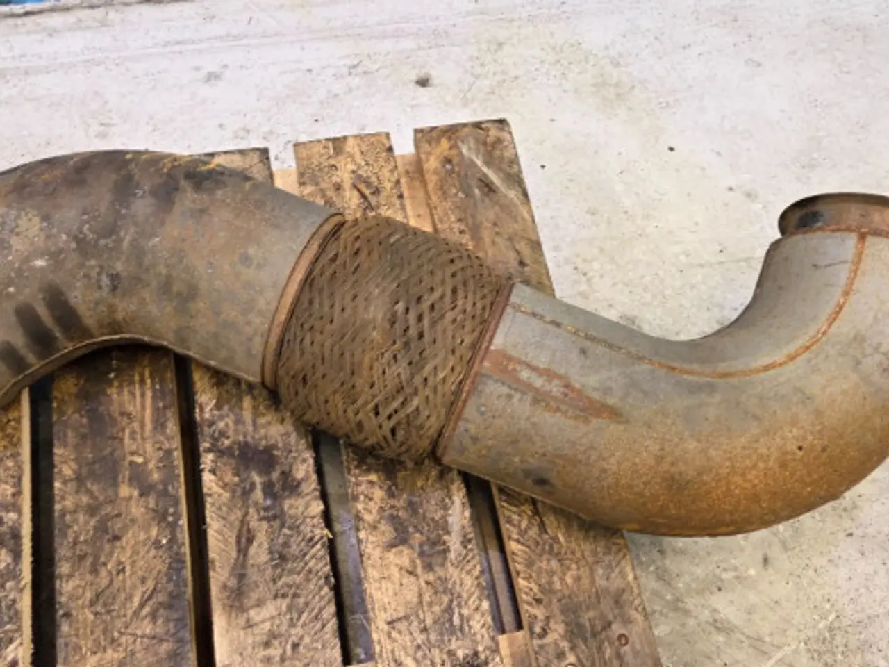 Billede 13 - John Deere S690 Udstødningsrør AXE25567