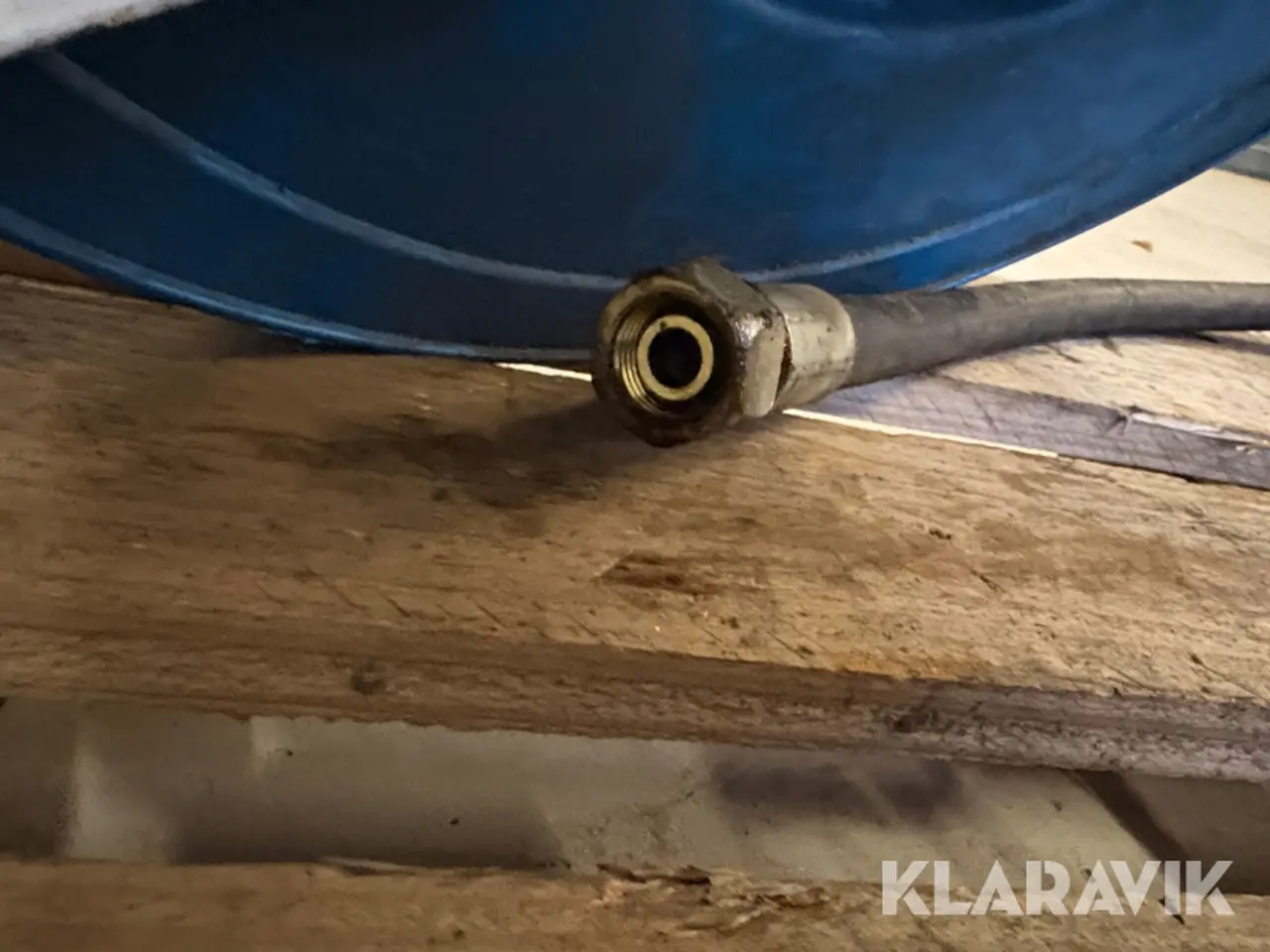 Billede 10 - Slangeopruller - cirka 14 meter slange - en til højtryk og en til vand