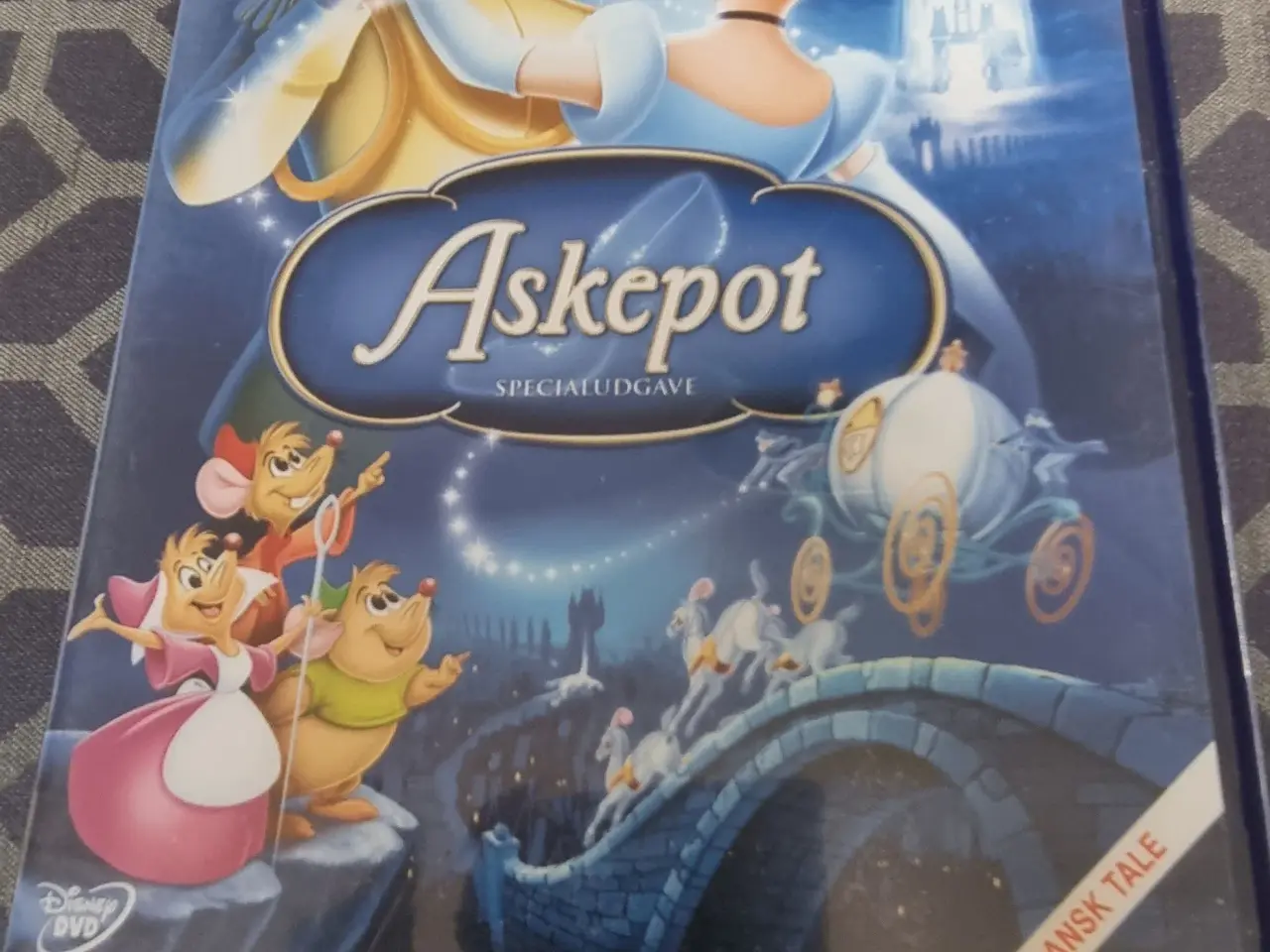 Billede 1 - Askepot Disney klassiker nr 12