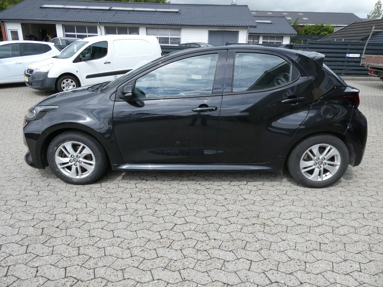 Billede 4 - Toyota Yaris 1,5 Hybrid Active e-CVT Van