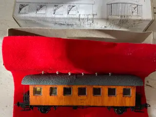 Model AHTJ A4 togvogn