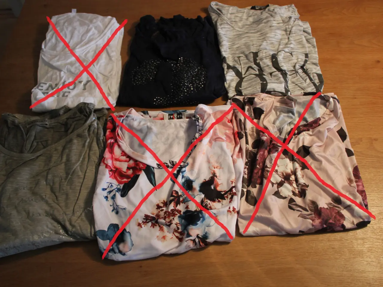 Billede 1 - Bluse, T-shirts, Blandede, str. L
