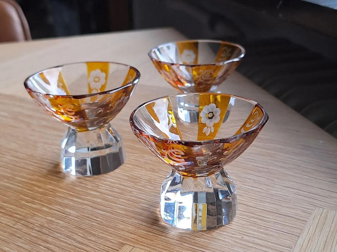 Billede 2 - Bøhmisk likørglas 