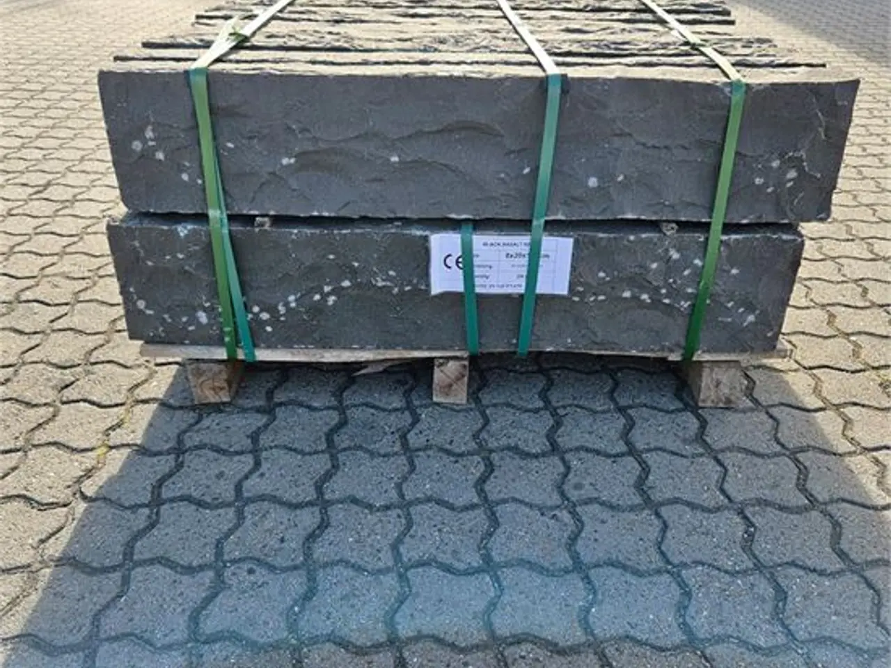 Billede 5 - ABC Sort basalt kantsten - Gulv og granit.