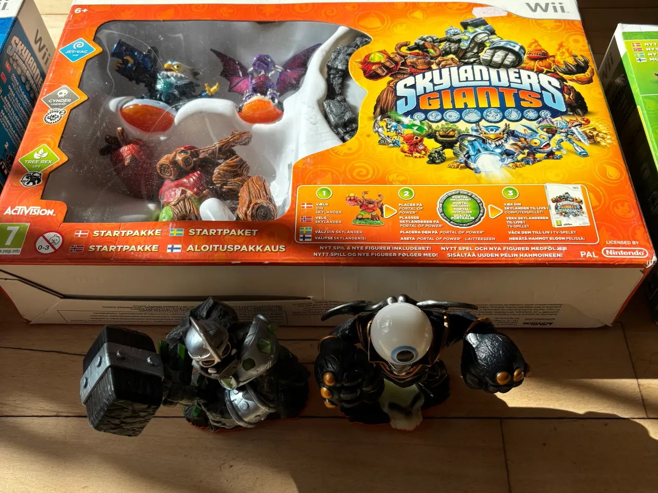 Billede 1 - Skylanders giants - med 2 ekstra figurer