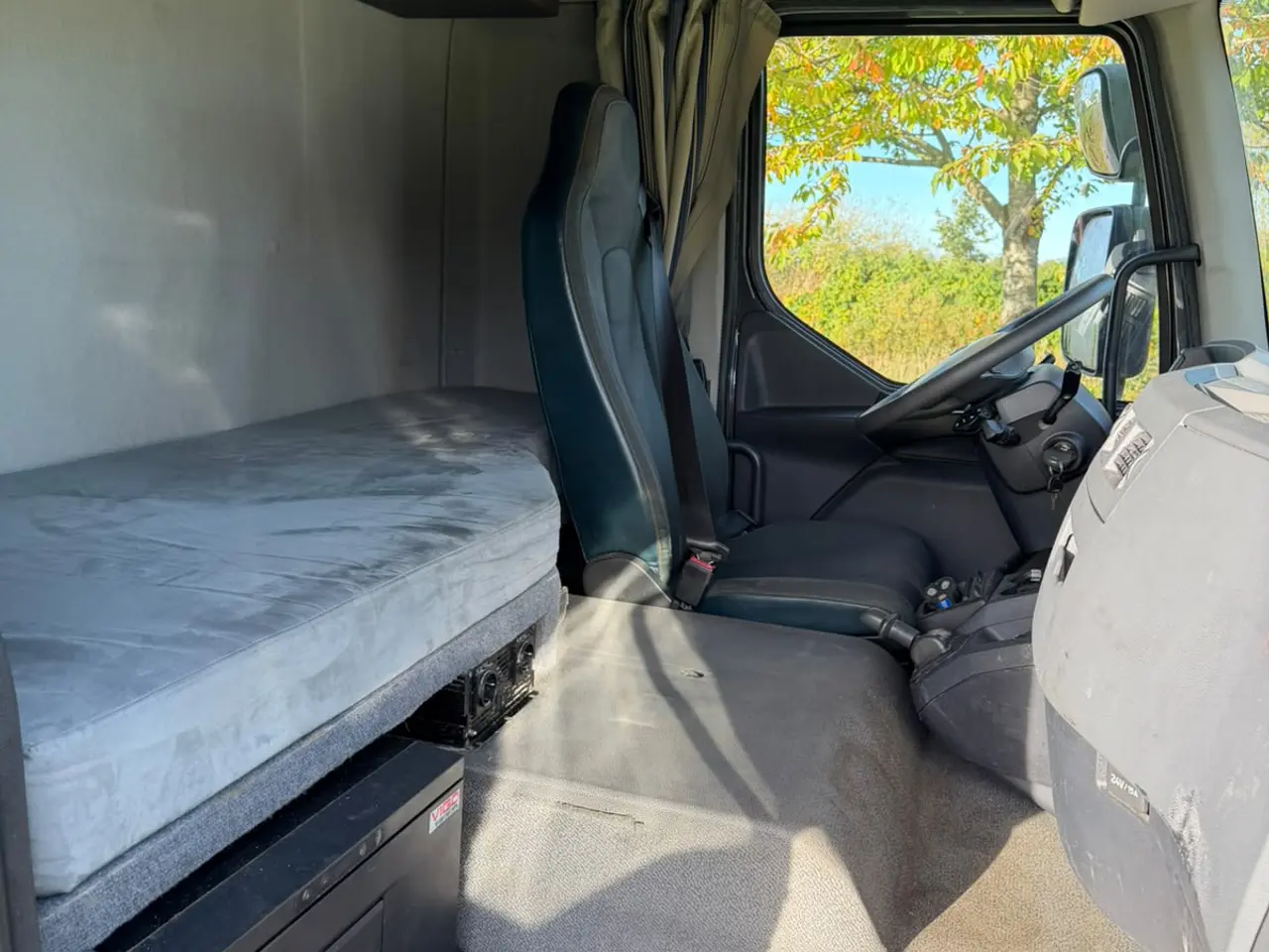 Billede 9 - Volvo FL 210 - AUTOTRANSPORTER