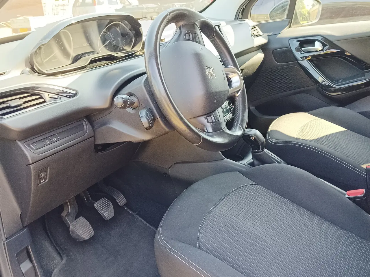 Billede 4 - Peugeot 208 HDi sælges 