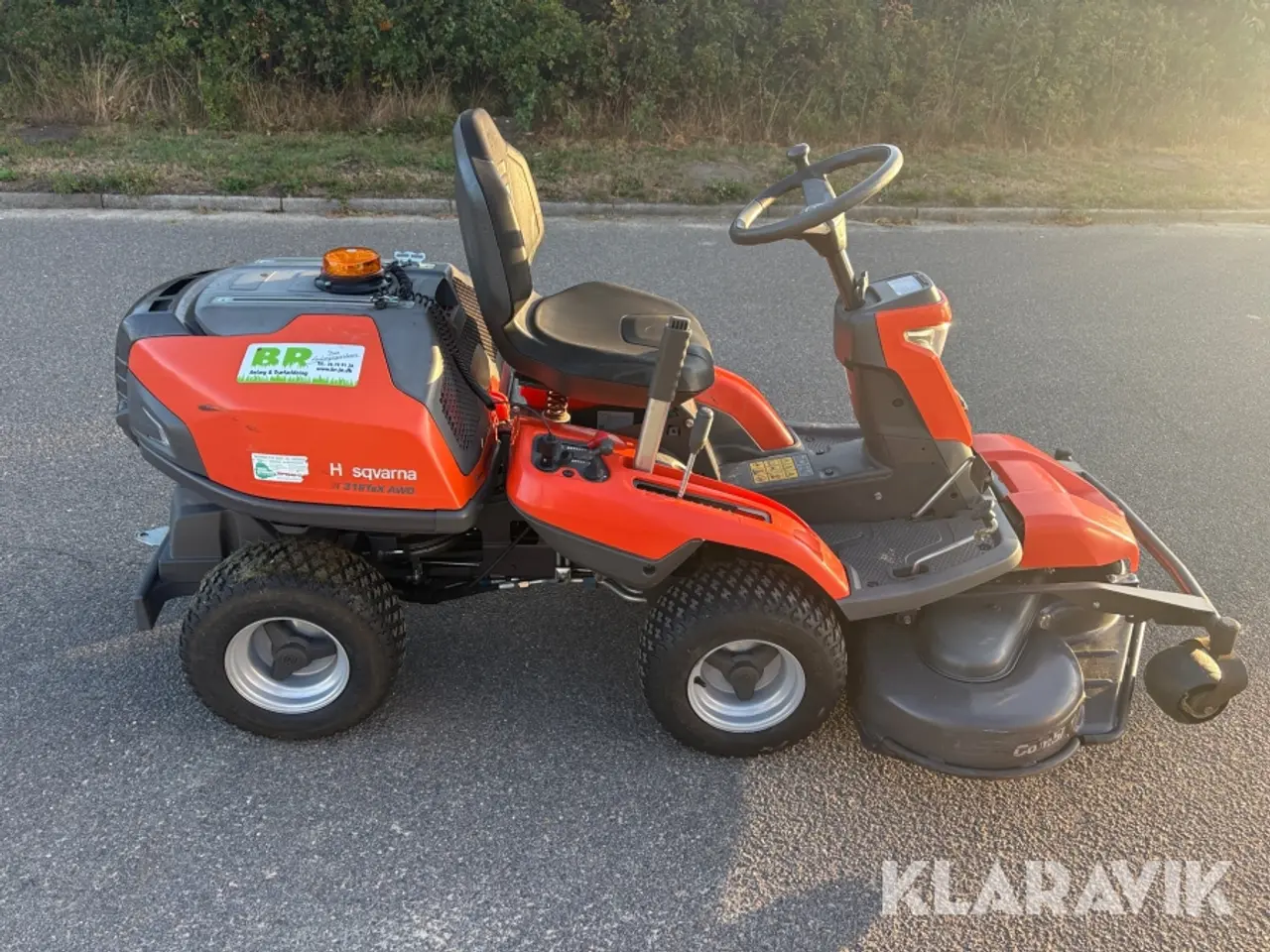 Billede 4 - Græsslåmaskine Husqvarna R316TsXAWD