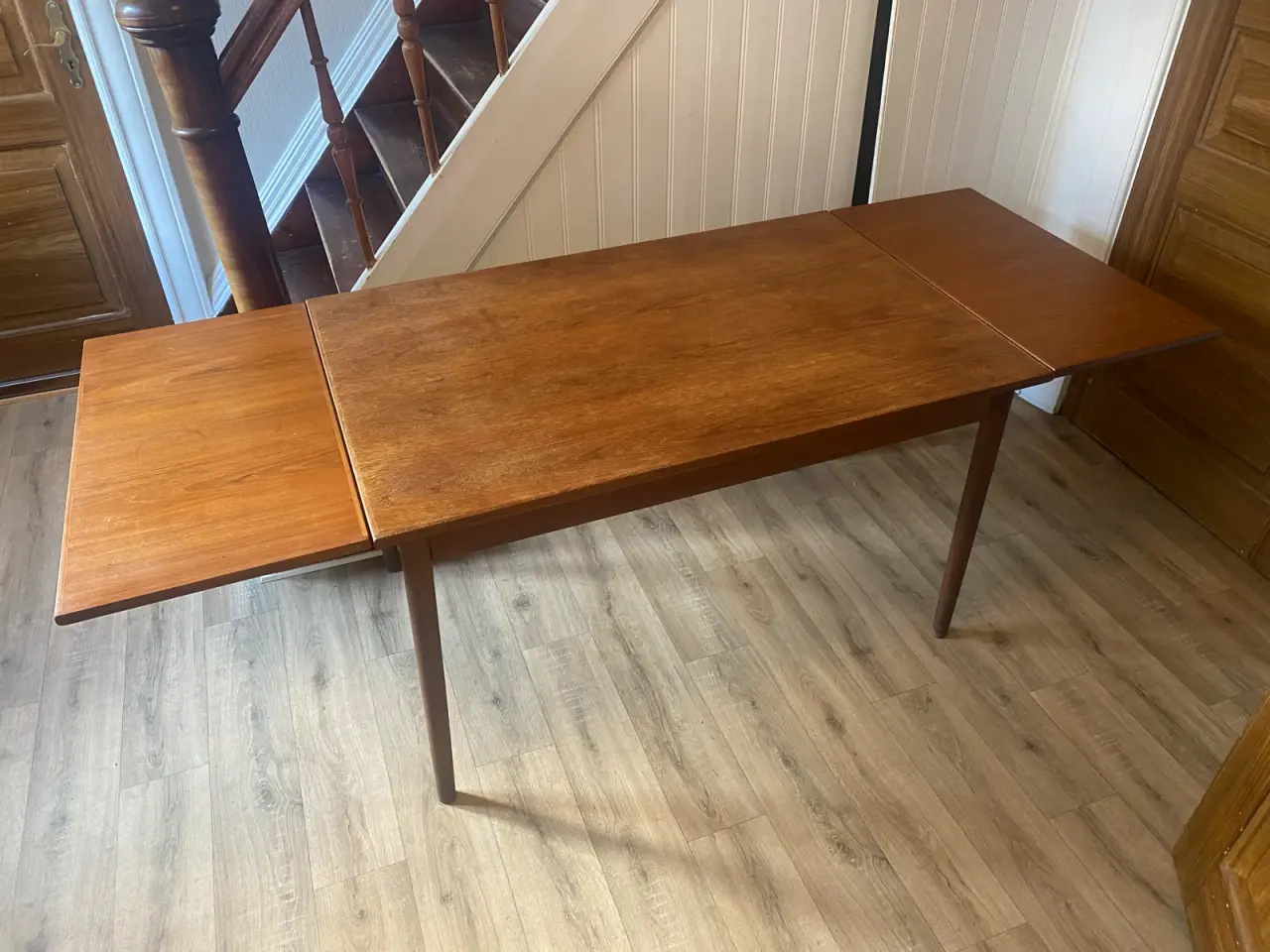 Billede 1 - Teak spisebord med hollandsk udtræk.
