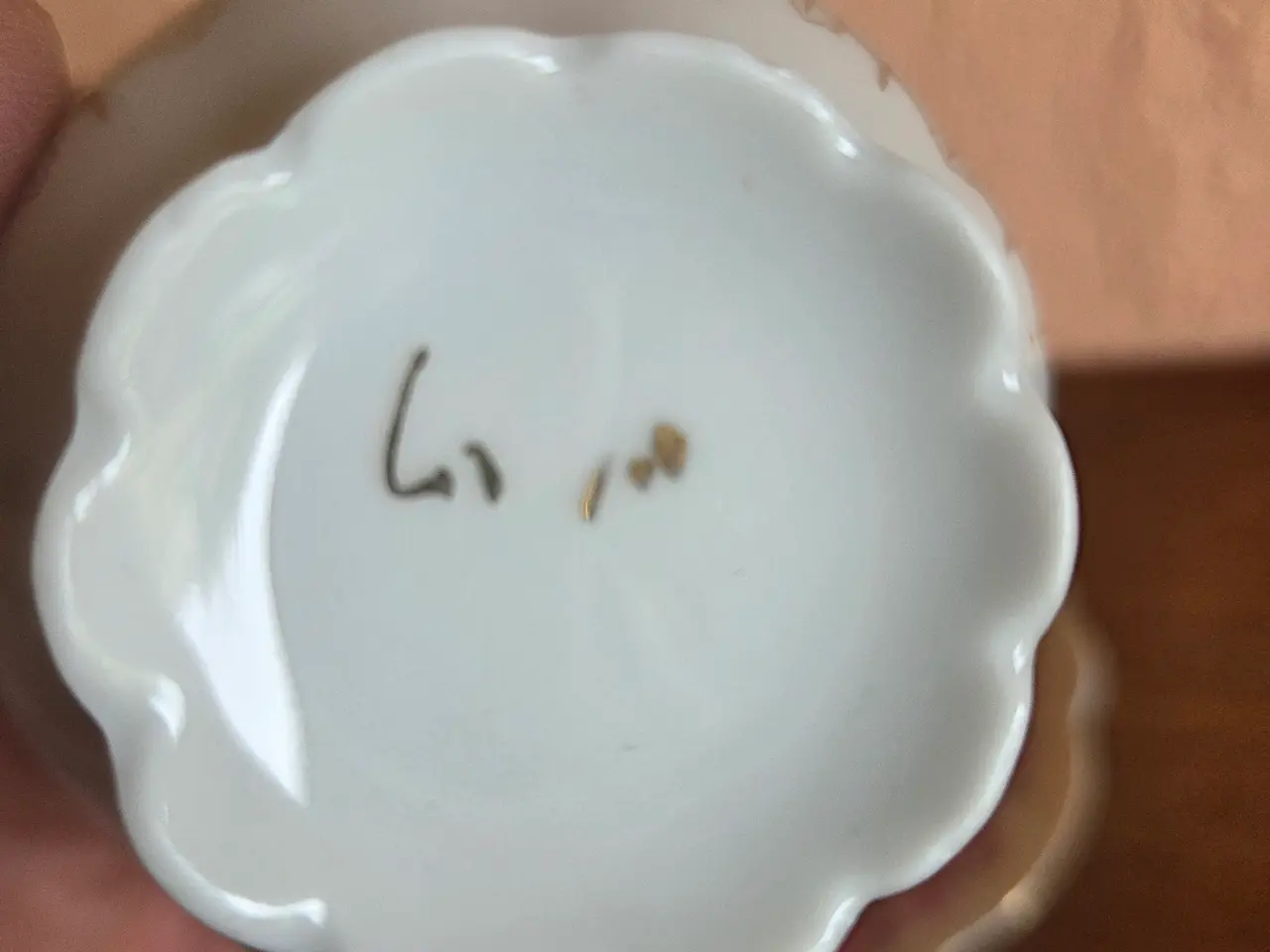 Billede 10 - Kaffesæt i porcelæn – 2 kopper og sukkerskål