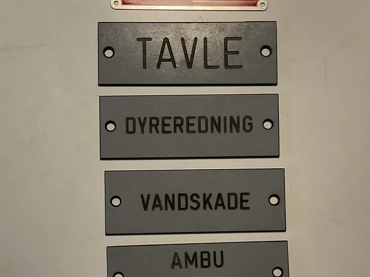 Billede 2 - Div. Falck mærker