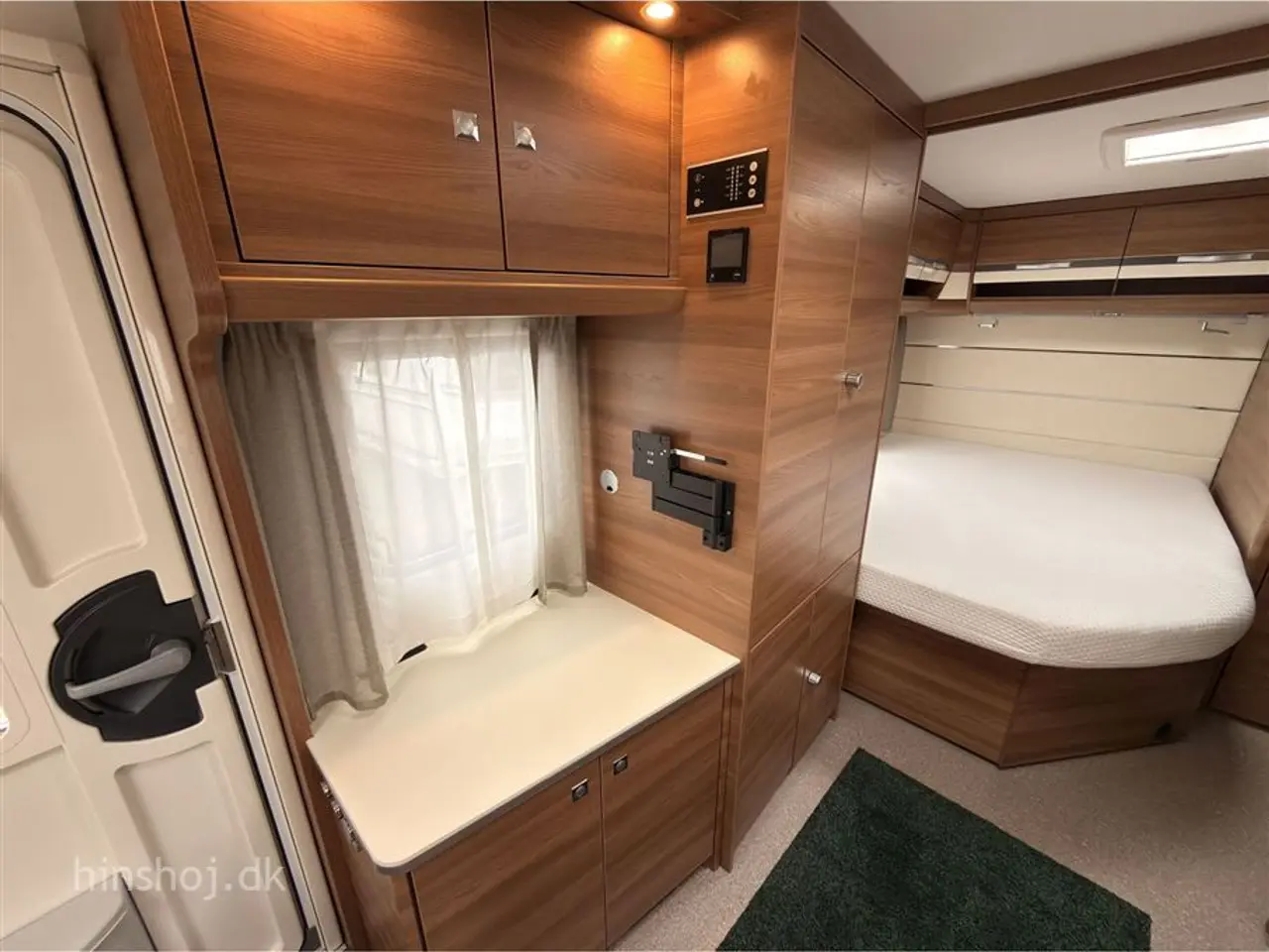 Billede 14 - 2019 - Dethleffs Nomad 590 RF   Campingvogn med Centralvarme står som ny.