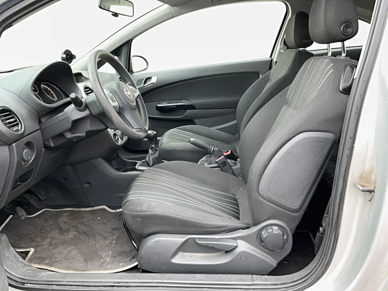 Billede 6 - Opel Corsa 1,2 Twinport Cosmo 80HK 3d