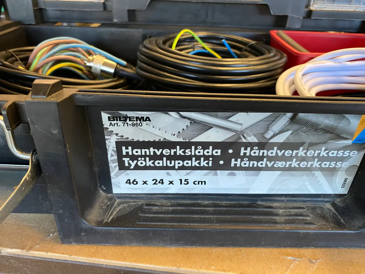Billede 5 - Sortimentskasse med indhold