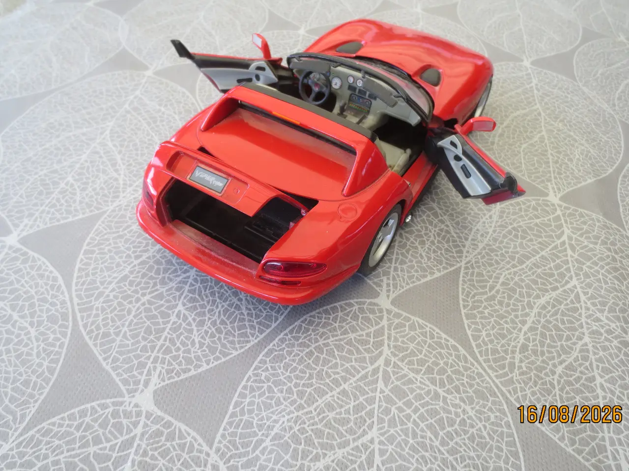 Billede 9 - 3 stk Modelbiler Corvette -Dogde - Bugatti