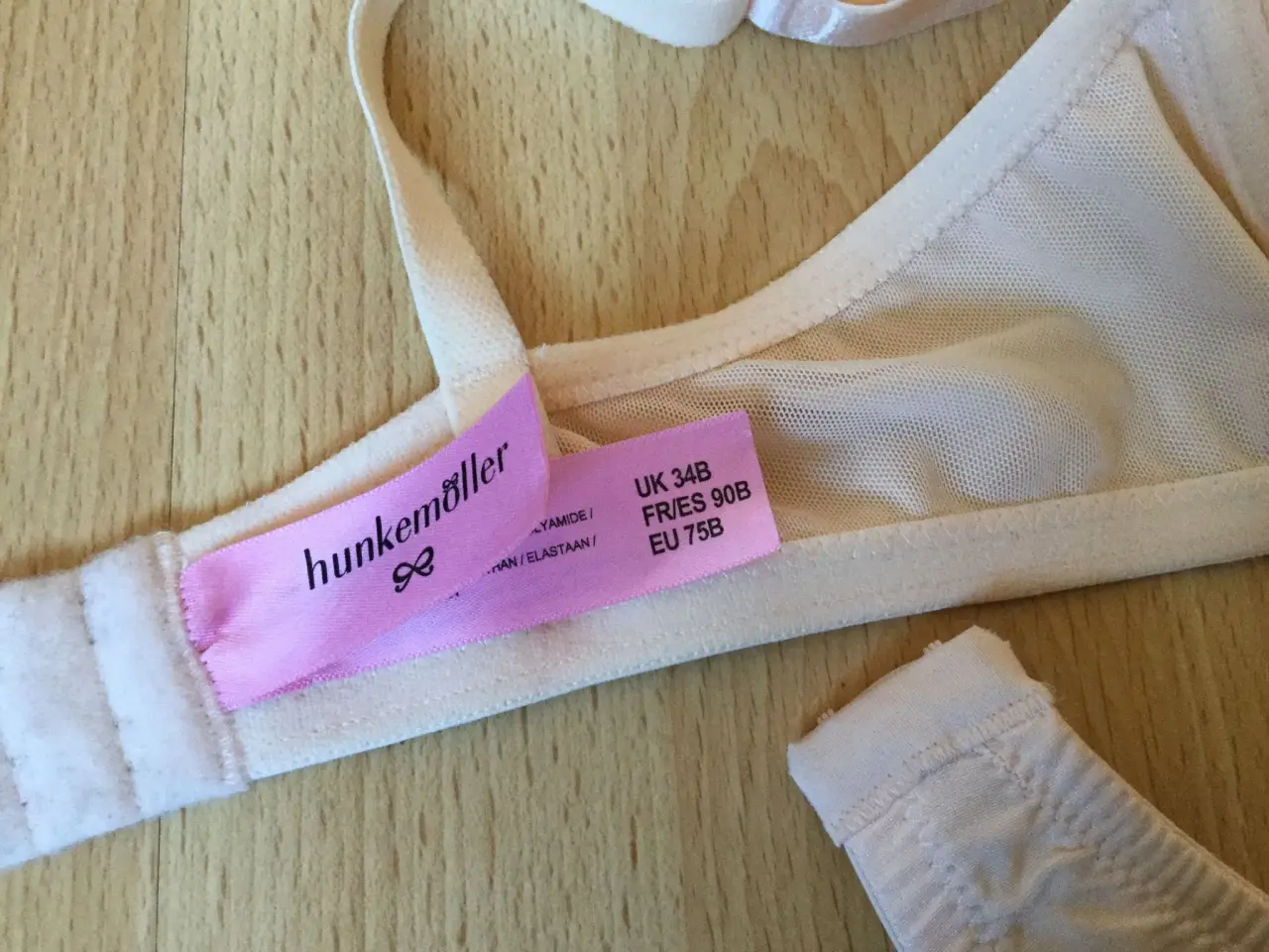 Billede 4 - BH - Ny Hunkemøller push up i  str. 75 / B