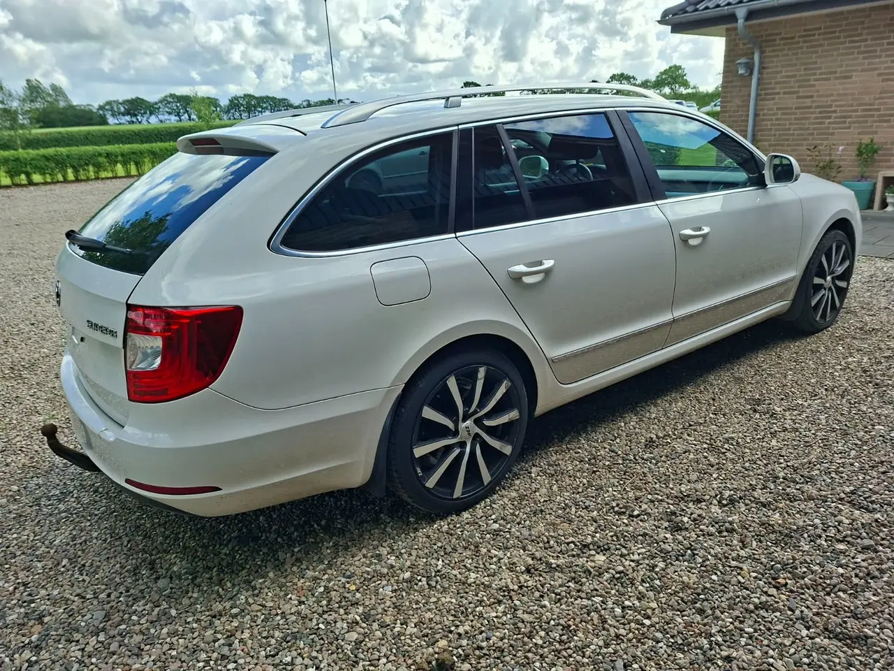 Billede 4 - Skoda Superb 2,0 TDi 170 Elegance Combi DSG