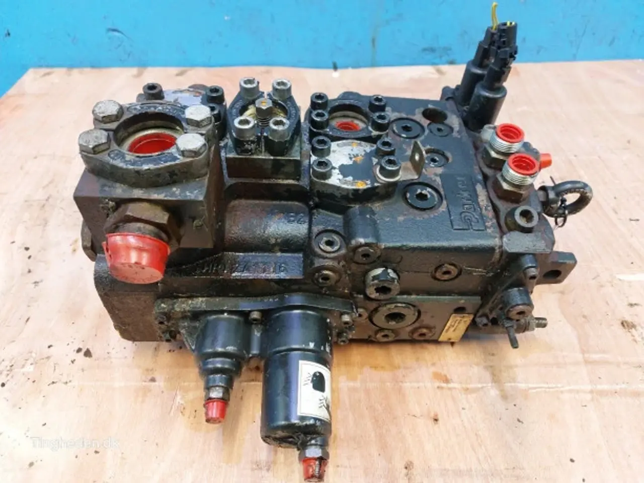 Billede 17 - JCB 427 HL Hydraulikventil 334/V1169