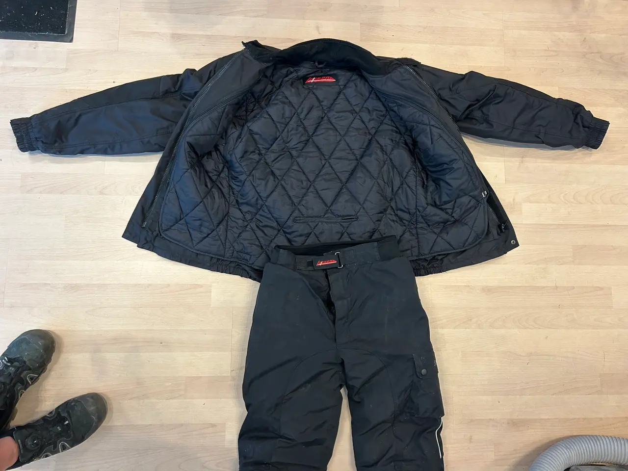 Billede 1 - Larsen MC jakke + bukser str. L