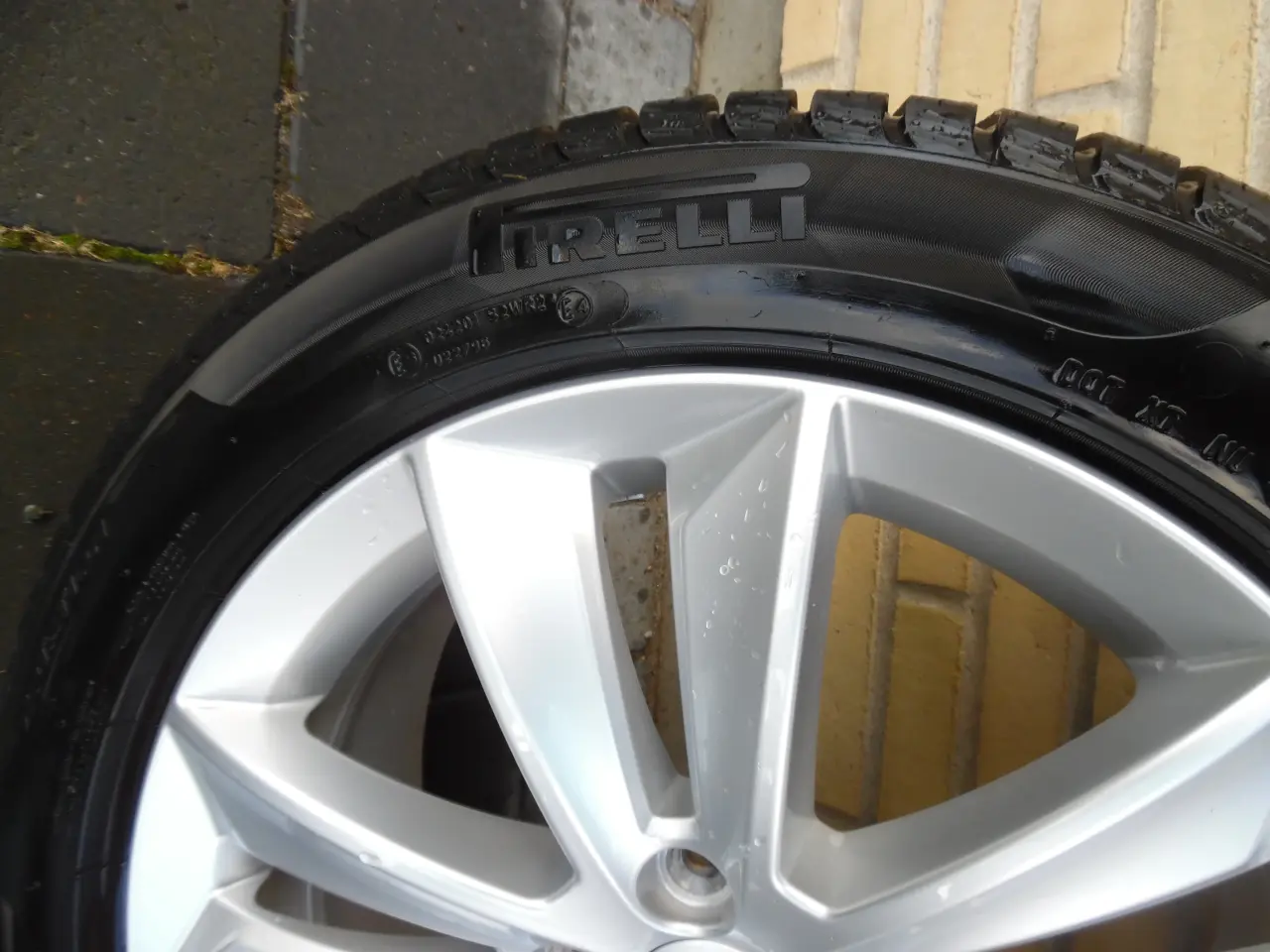 Billede 3 - Volvo V60 alufælge m. Pirelli vinterdæk