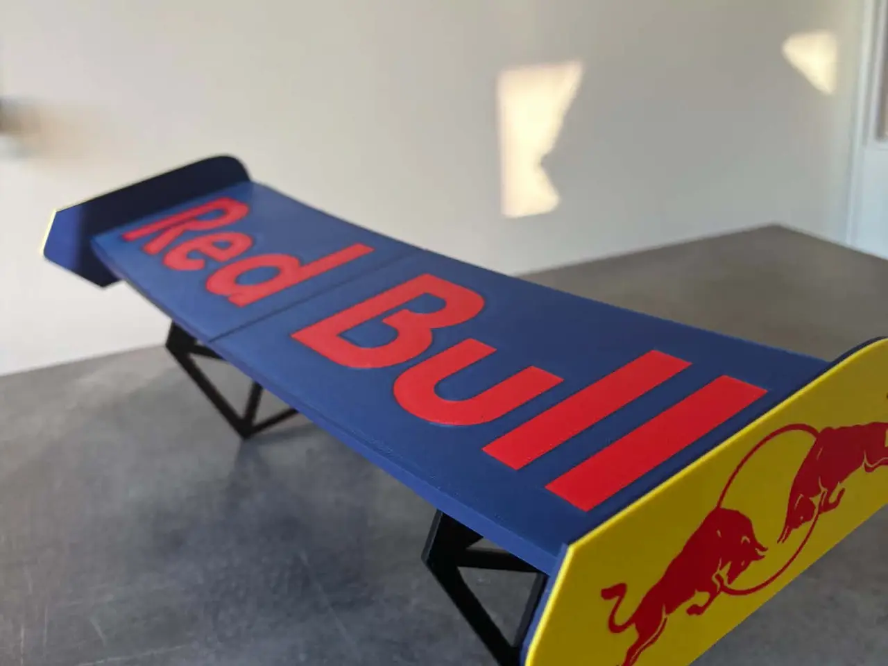 Billede 2 - Red Bull Racing spoiler væghylde
