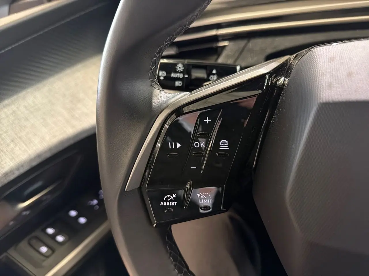 Billede 13 - Peugeot e-5008 77 Allure 7prs
