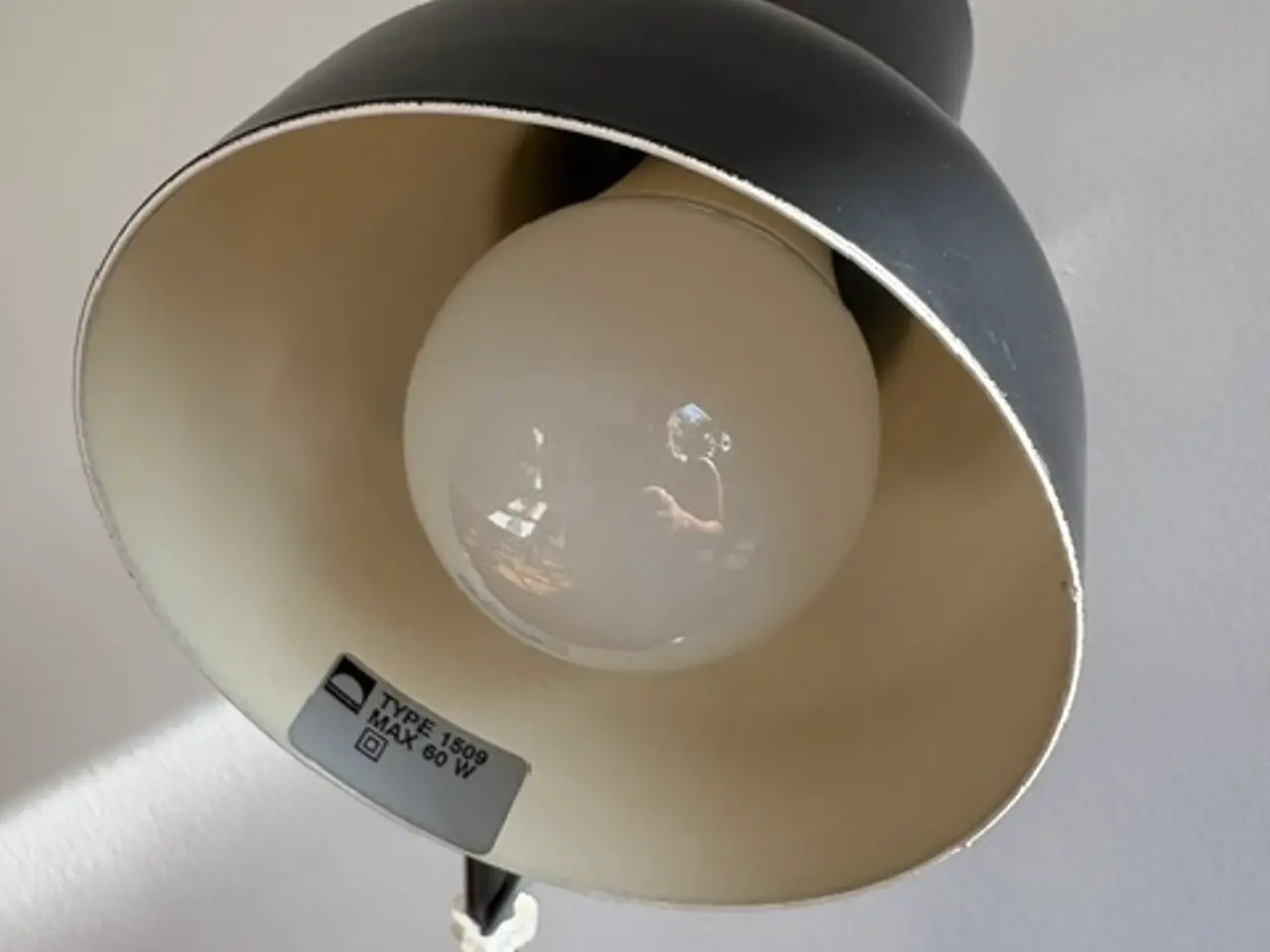 Billede 4 - Gulvlampe med to justerbare spots i sort