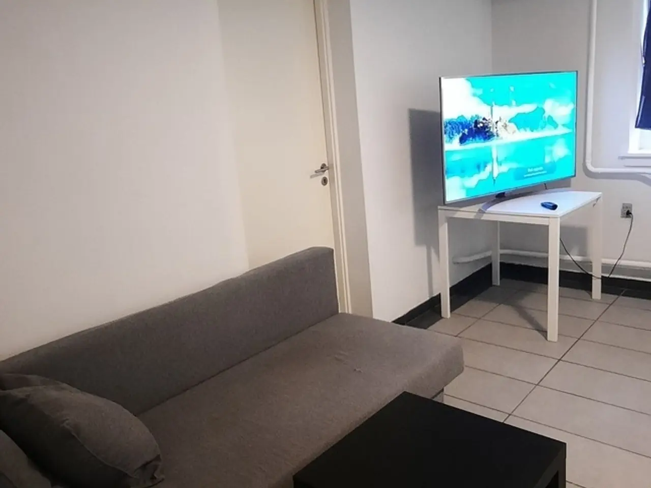 Billede 17 - Villa - hele kælderen til leje - ejen indgang
