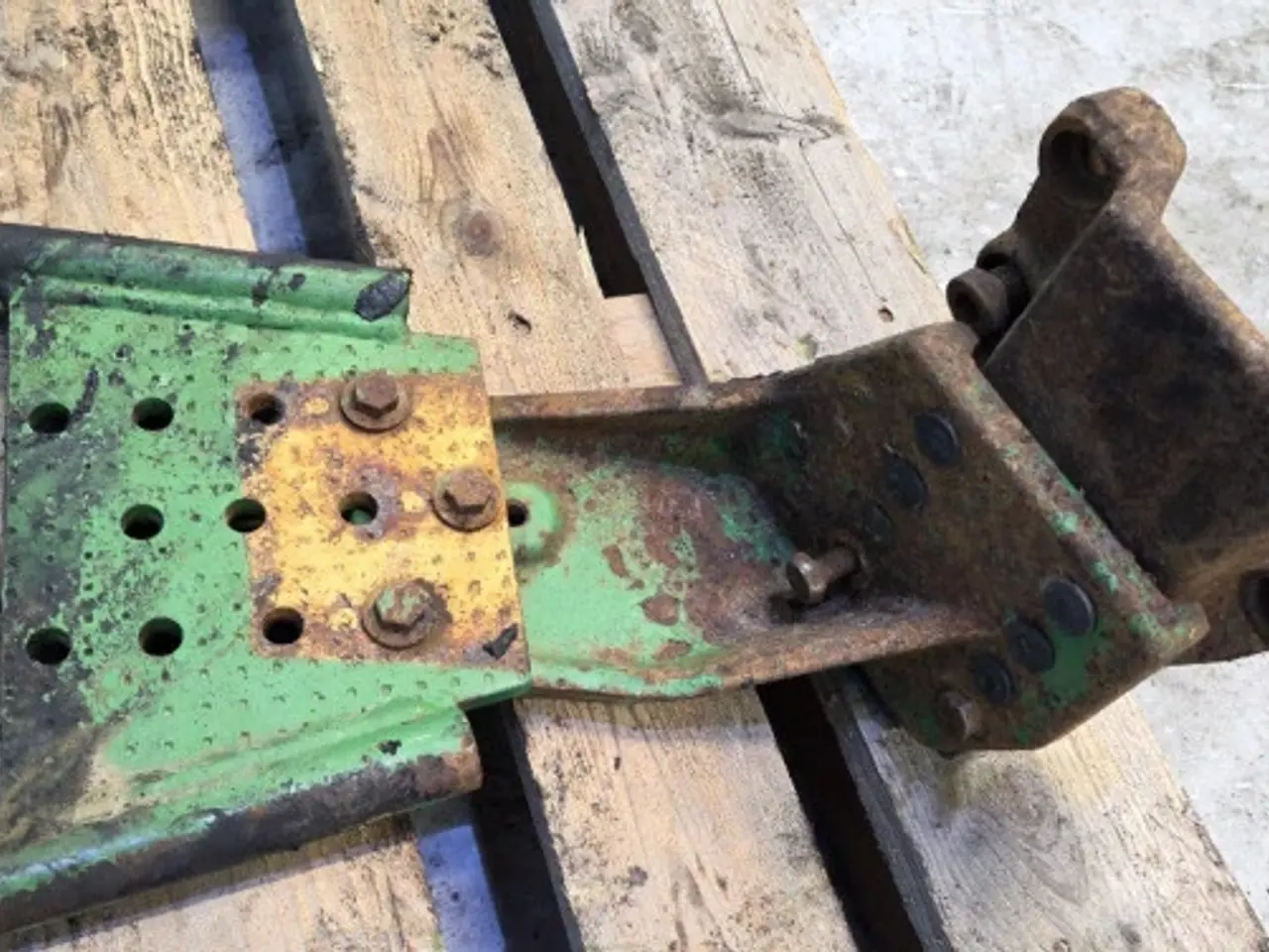 Billede 5 - John Deere 6300 Hjulskærm R.  AL164877