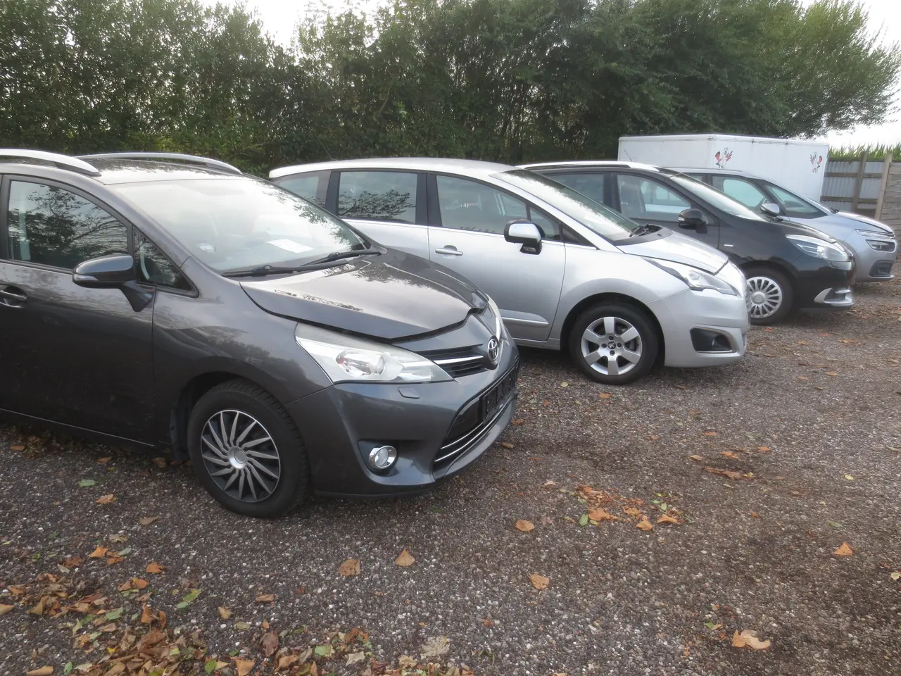 Billede 3 - 4 Stk 7 personers biler. 