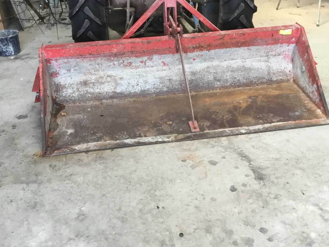 Billede 2 - Bagskovl til traktor.