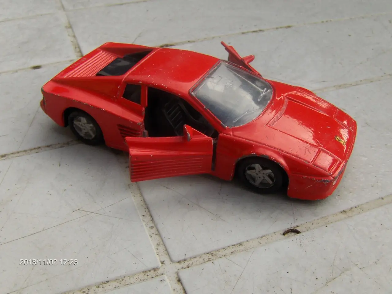 Billede 6 - MAISTO - Ferrari 512TR Testarossa - 1/39