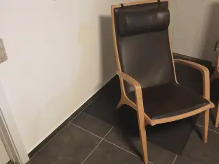 Ara 1 tegnet af Jakob Berg