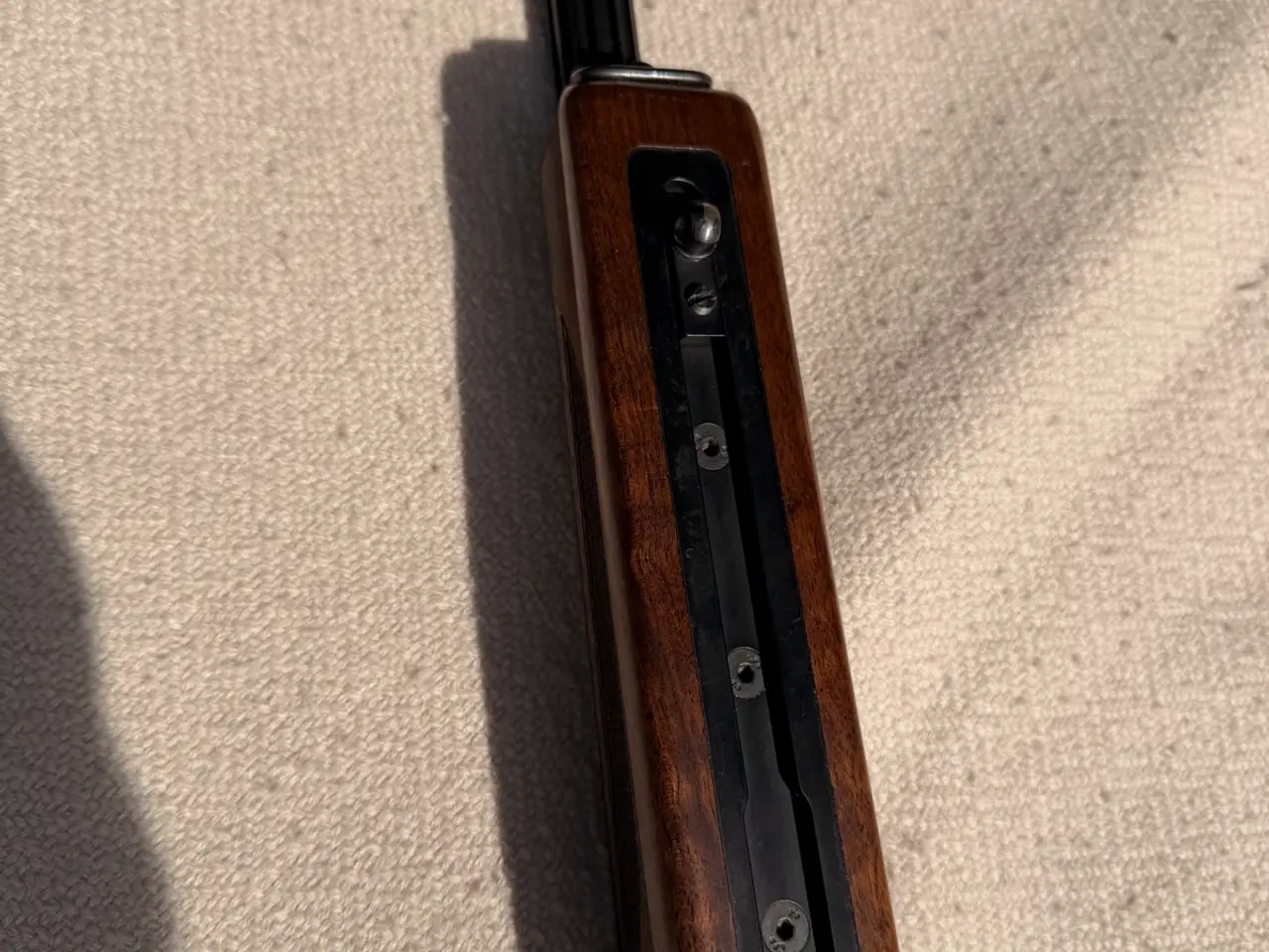 Billede 10 - Blaser R93 specialskæfte thumbhole kal .243 fluted