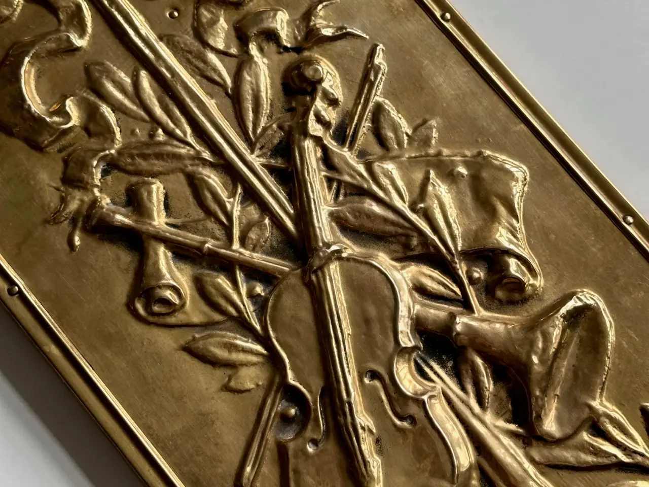 Billede 3 - Messingrelief