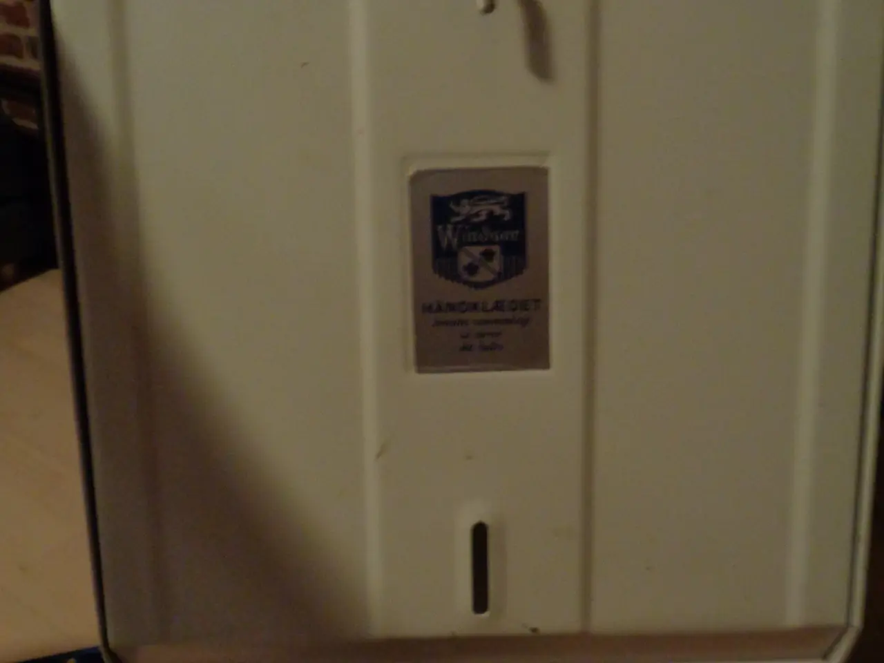 Billede 1 - Papirdispenser
