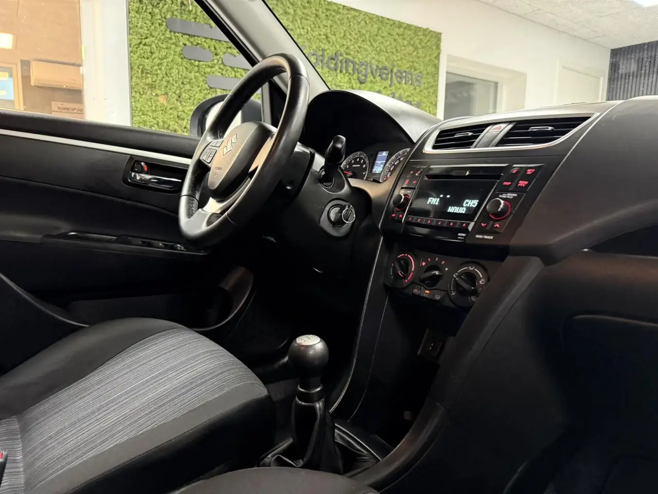 Billede 8 - Suzuki Swift 1,2 16V Comfort 90HK 5d
