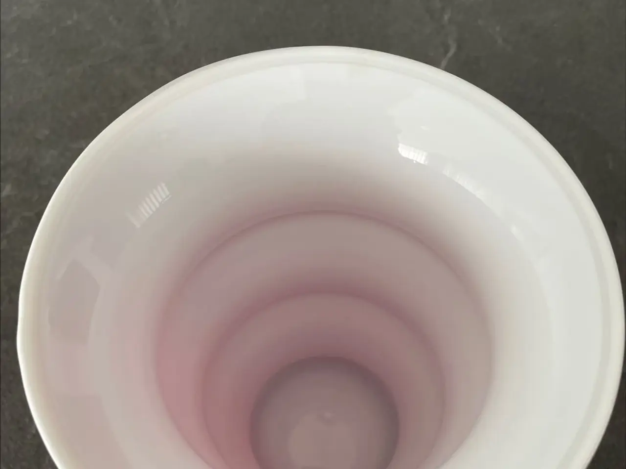Billede 3 - Holmegaard Karen Blixen vase - sælges