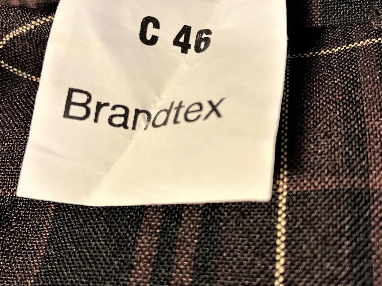 Billede 2 - Brunternede lange bukser, str. 46, helt nye