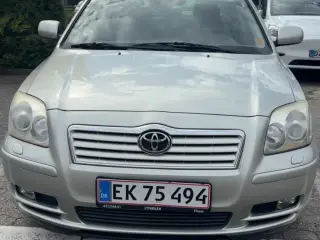 Toyota Avensis 2.4 automatgear 