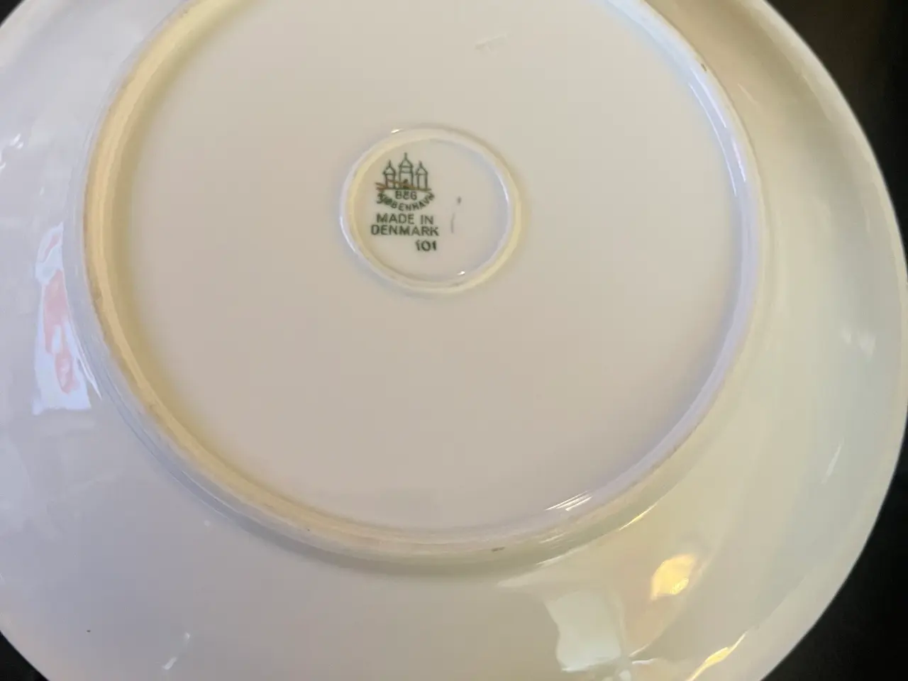 Billede 2 - Serverings fad fra mågestellet m. Guldkant